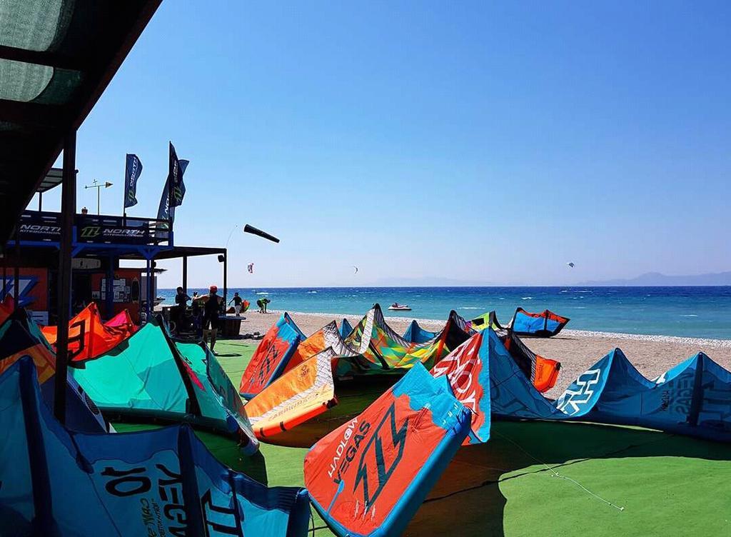 Sunset Beach Studio Kremasti  Luaran gambar